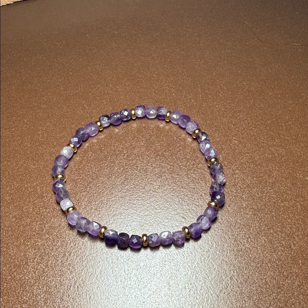 Amethyst and Gold Beaded Bracelet